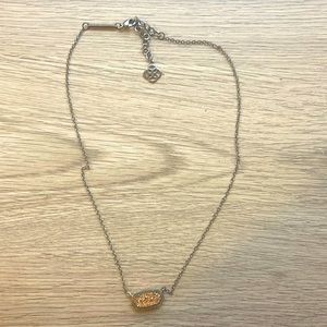 Rose gold Kendra Scott necklace